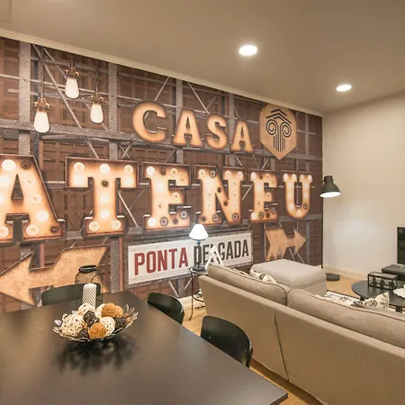 بيت ضيافة Casa Ateneu 3*