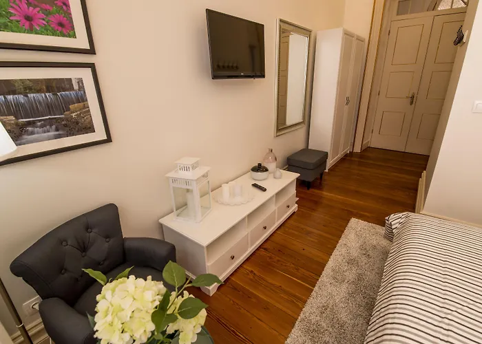 Casa Ateneu 게스트하우스 Ponta Delgada