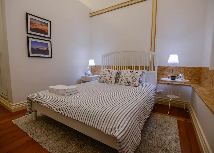 Casa Ateneu 게스트하우스 3*