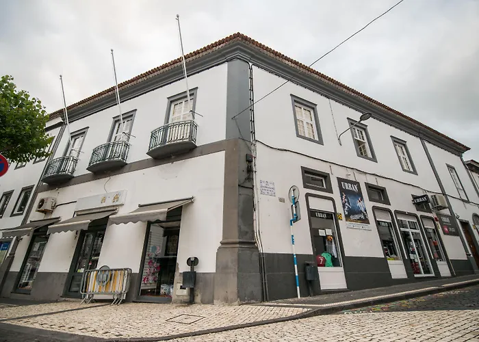 Casa Ateneu 게스트하우스 Ponta Delgada
