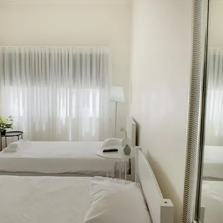 Casa Ateneu Πανσιόν Πόντα Ντελγκάντα