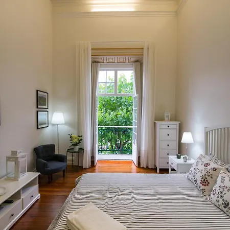 Casa Ateneu 3*