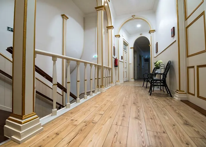 Pensión Casa Ateneu 3*